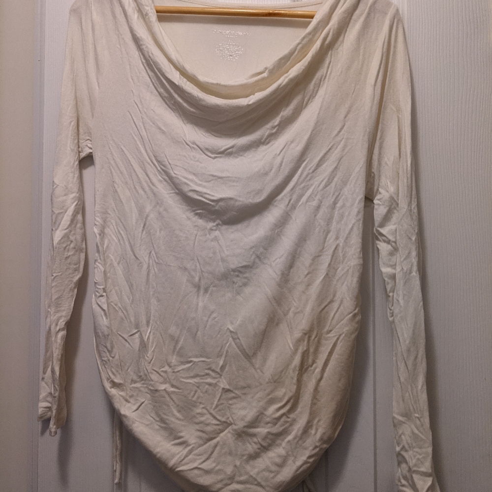 Maternity long sleeve cowl